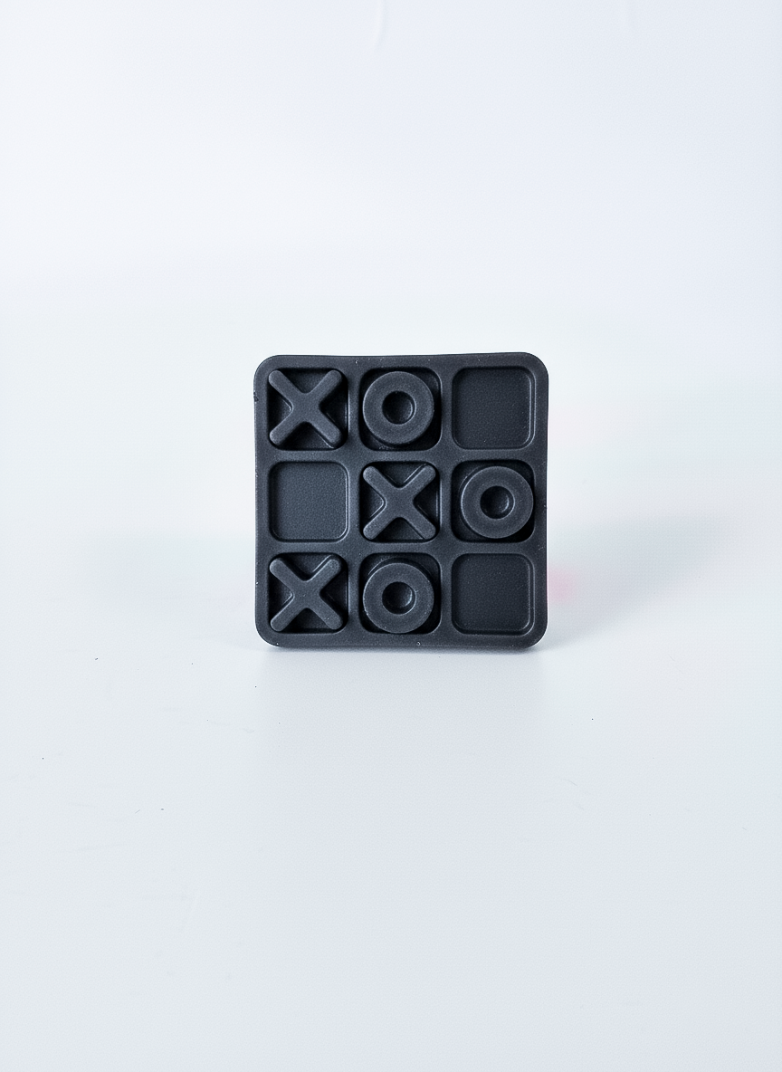 Black tic-tac-toe xoxo soy wax melt Darklight Beauty