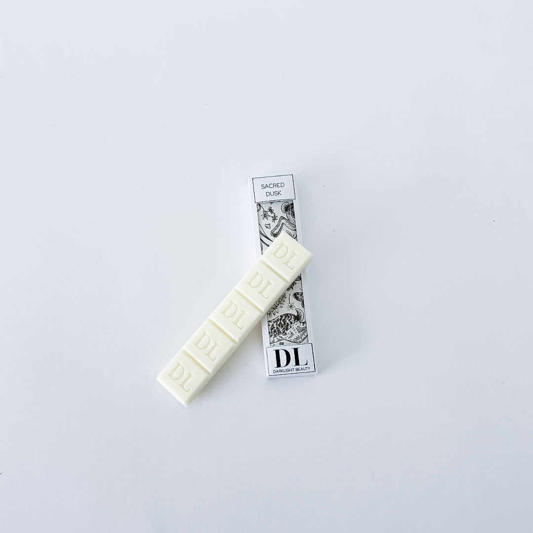 Sacred Dusk wax melt snapbars inspired by Myrrh & Tonka with notes of myrrh, tonka, and warm spices – Darklight Beauty