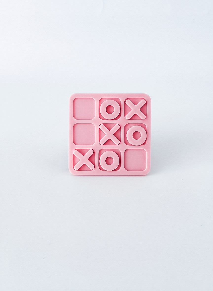 pink tic-tac-toe xoxo soy wax melt Darklight Beauty