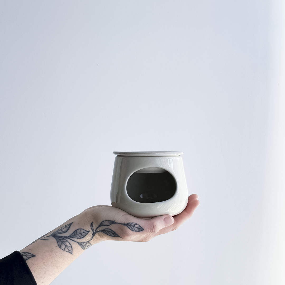 Olivia Ceramic Oil Burner