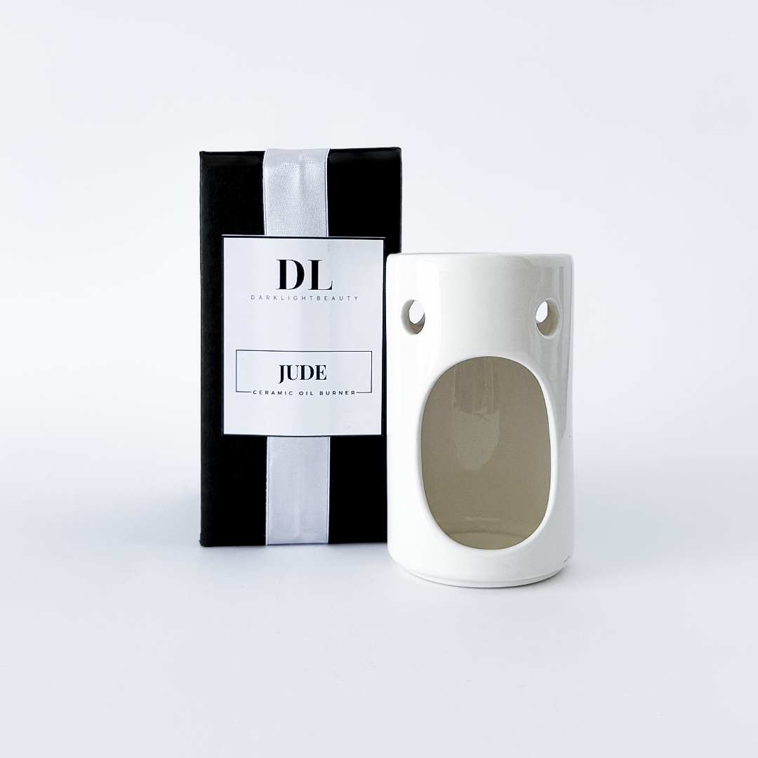 white ceramic oil burner wit beautiful packaging 